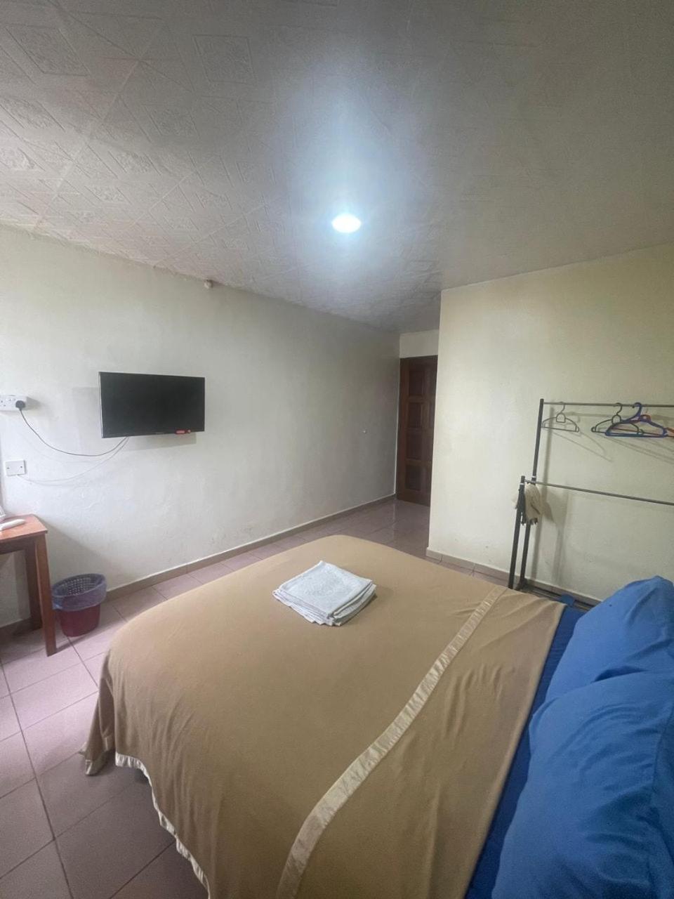 Oyo 90914 Hotel Mei Wah Kampong Selanchor Extérieur photo